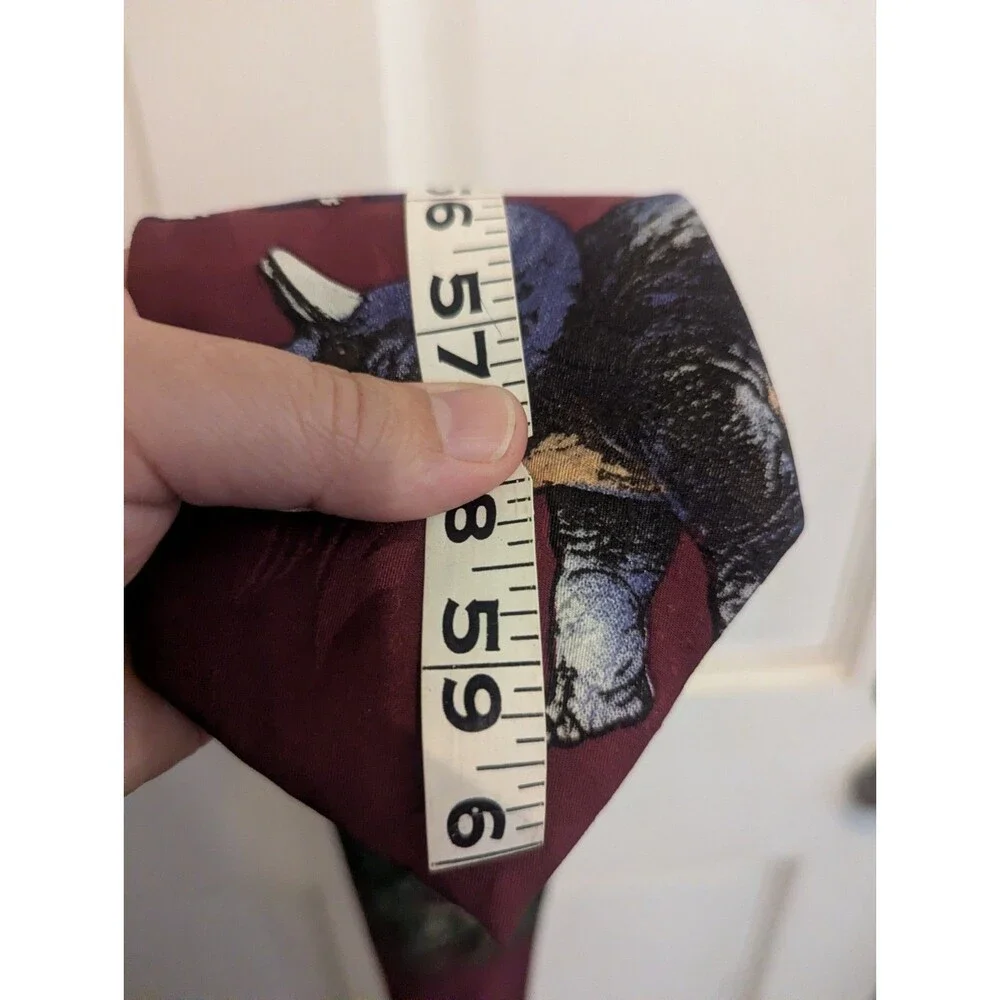 Vtg 1993 Jurassic Park Triceratops Necktie MBP Maroon Dinosaur Movie Promo Tie